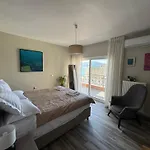 Arty Loft With Sea & Views * 扎金索斯镇