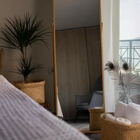 Arty Loft With Sea & Views Appartement Zante