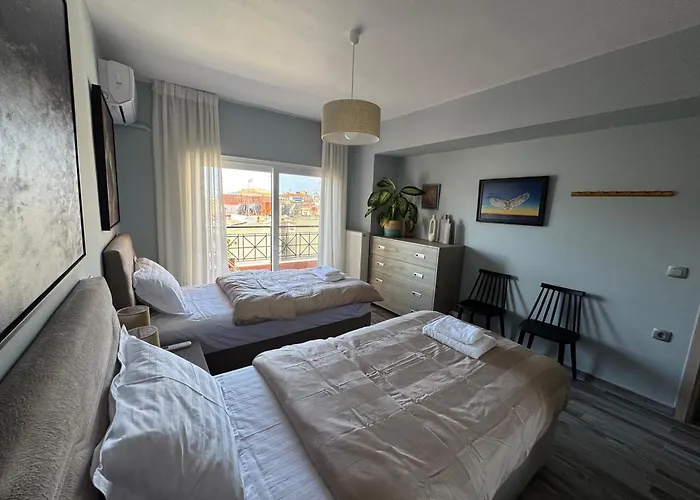 Arty Loft With Sea & Views Apartment *
